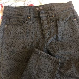 Size 25 Banana Republic Premium Denim Fake Snake-Skin Patterned Black Jeans